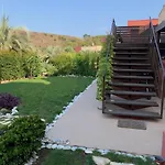 Gorgeous 3 Bedrooms In Natural Reserve Park! Πανσιόν