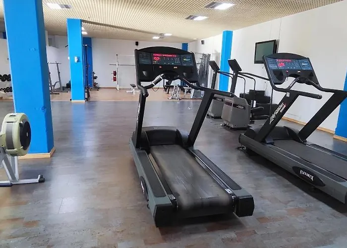 Gorgeous 3 Bedrooms In Natural Reserve Park! 4*