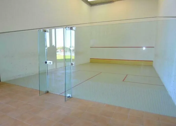 Gorgeous 3 Bedrooms In Natural Reserve Park!